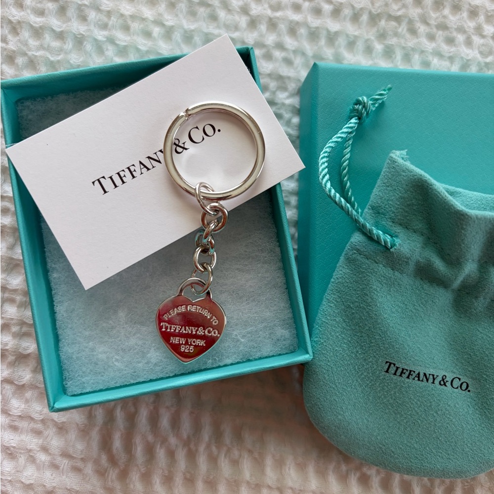 Tiffany & Co. Silver Heart Tag Keyring with Tiffany Blue Pouch
